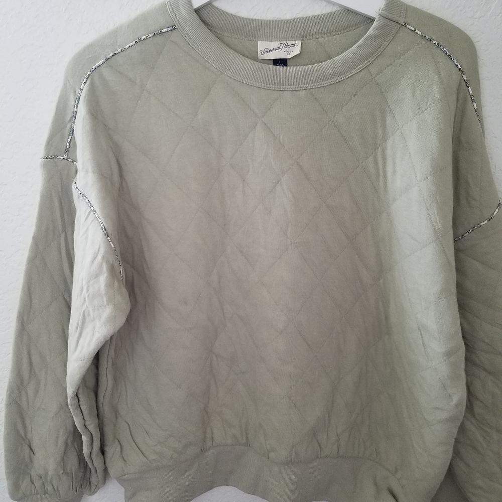 Universal Thread Women's Tan Quilted Top, Size L